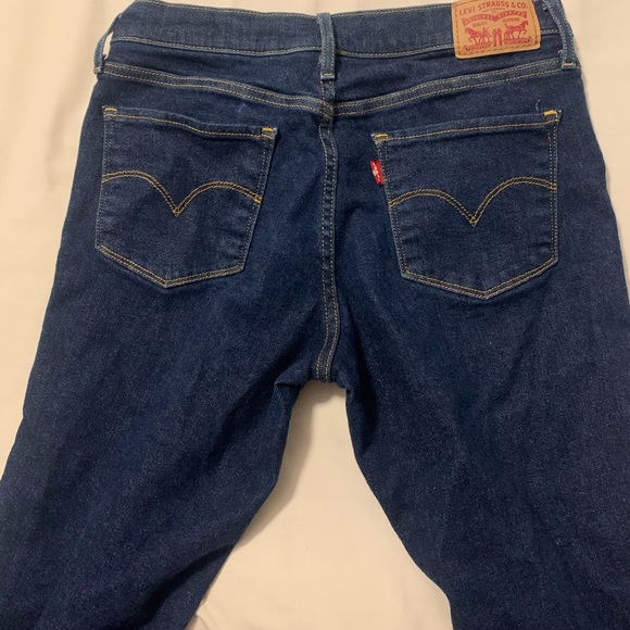 Women’s Levi’s - Picture 3 of 4